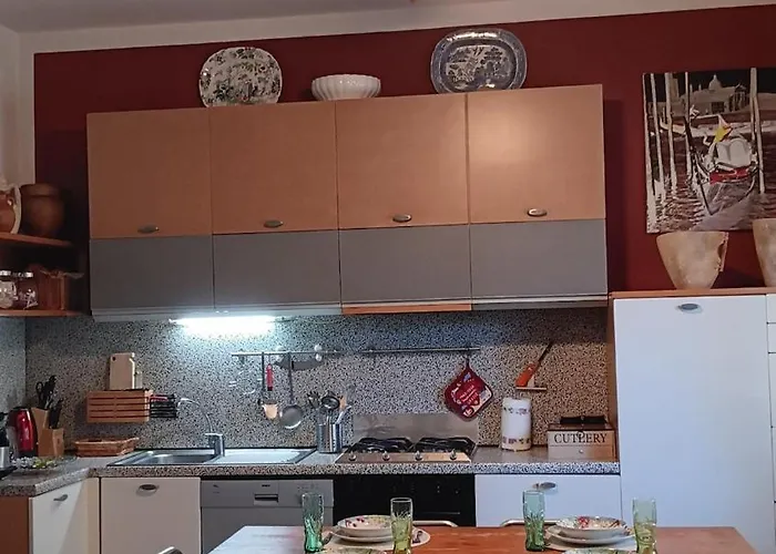 아파트 Homecoming