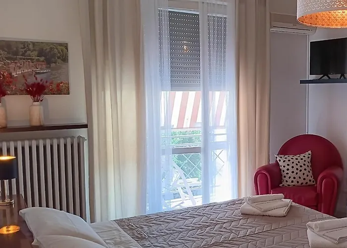 Homecoming 아파트 *