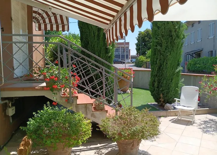 Homecoming 아파트